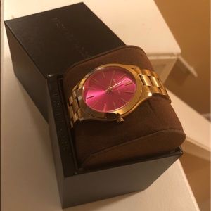 Michael Kors Runway MK3264 Pink Slim Womans Watch